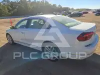 2018 Volkswagen Passat photo