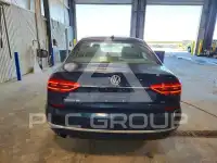2018 Volkswagen Passat photo