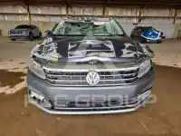 2018 Volkswagen Passat фото