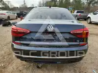 2018 Volkswagen Passat фото
