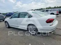 2018 Volkswagen Passat фото