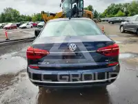 2018 Volkswagen Passat фото