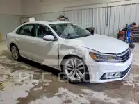 2018 Volkswagen Passat photo