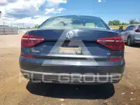 2018 Volkswagen Passat фото