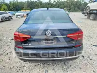 2018 Volkswagen Passat фото