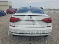 2018 Volkswagen Passat фото