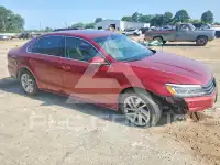 2018 Volkswagen Passat photo