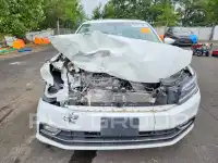 2018 Volkswagen Passat фото