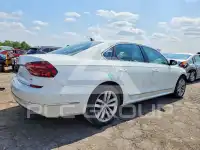 2018 Volkswagen Passat фото