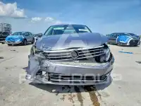 2018 Volkswagen Passat фото