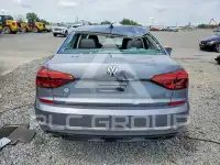 2018 Volkswagen Passat фото