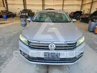 2018 Volkswagen Passat фото