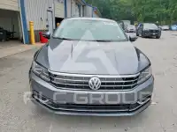 2018 Volkswagen Passat фото