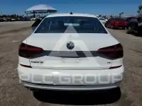 2018 Volkswagen Passat фото