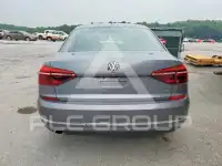 2018 Volkswagen Passat фото