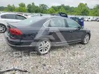 2018 Volkswagen Passat фото