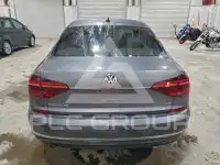 2018 Volkswagen Passat фото
