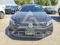 2018 Volkswagen Passat фото