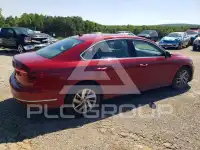 2018 Volkswagen Passat photo