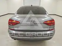 2018 Volkswagen Passat photo