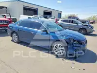2018 Volkswagen Passat photo