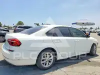2018 Volkswagen Passat photo