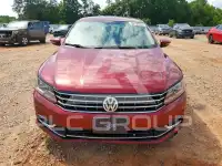 2018 Volkswagen Passat photo