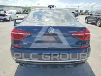 2018 Volkswagen Passat photo