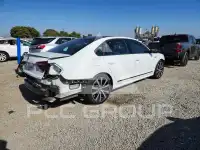 2018 Volkswagen Passat photo