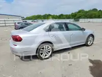 2018 Volkswagen Passat фото