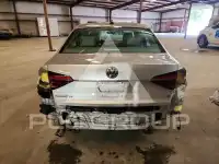 2018 Volkswagen Passat фото