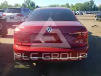 2018 Volkswagen Passat фото
