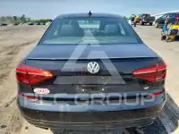 2018 Volkswagen Passat фото