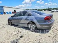2018 Volkswagen Passat photo
