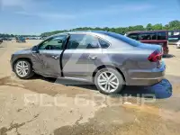 2018 Volkswagen Passat фото
