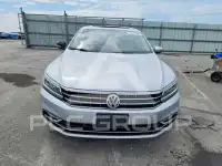 2018 Volkswagen Passat фото