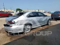 2018 Volkswagen Passat photo