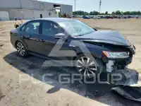 2018 Volkswagen Passat фото