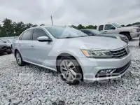 2018 Volkswagen Passat фото