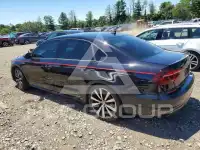 2018 Volkswagen Passat фото
