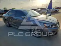 2018 Volkswagen Passat фото