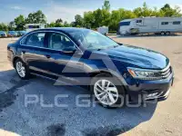 2018 Volkswagen Passat photo