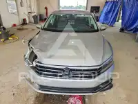 2018 Volkswagen Passat фото