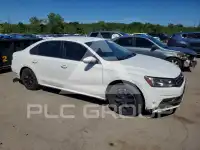 2018 Volkswagen Passat photo