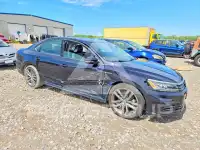 2018 Volkswagen Passat photo