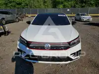 2018 Volkswagen Passat фото