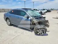 2018 Volkswagen Passat фото