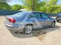 2018 Volkswagen Passat photo