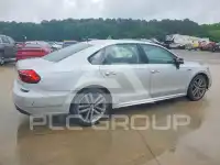 2018 Volkswagen Passat фото