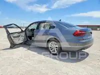 2018 Volkswagen Passat фото